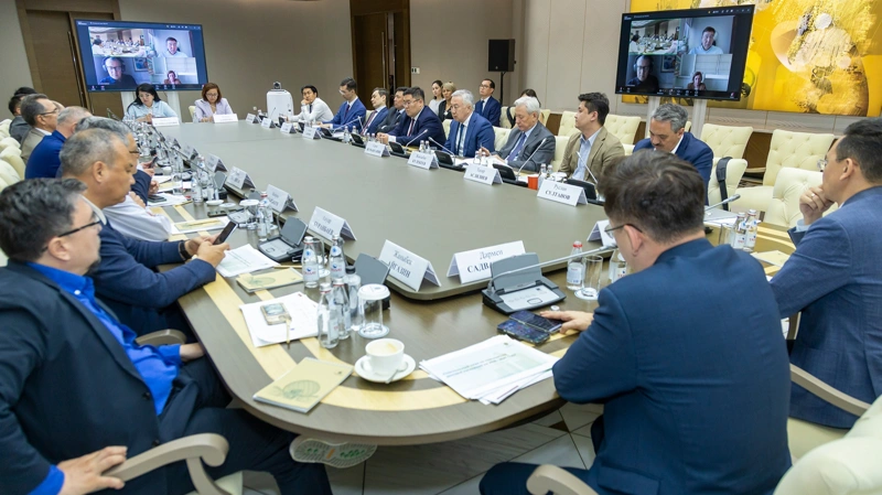 Серік Жұманғарин: Қазақстан халқының негізгі табыс көзі — еңбек нарығы
