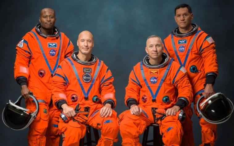 NASA объявило имена астронавтов для миссии «Артемида-III»