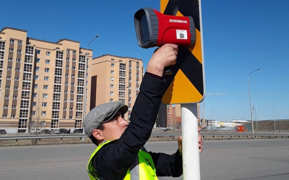 Қазақстанда 140 мыңнан астам жол белгісі тексеріледі