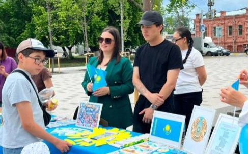 Qazaqstanda sońǵy alty jylda volonterlik uıymdar sany 4 ese ósti — Aıbek Dosymbetov