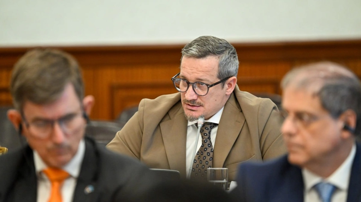 Oljas Bektenov &laquo;Qazaqstan-Eýroodaq&raquo; dıalog platformasynyń otyrysyn ótkizdi