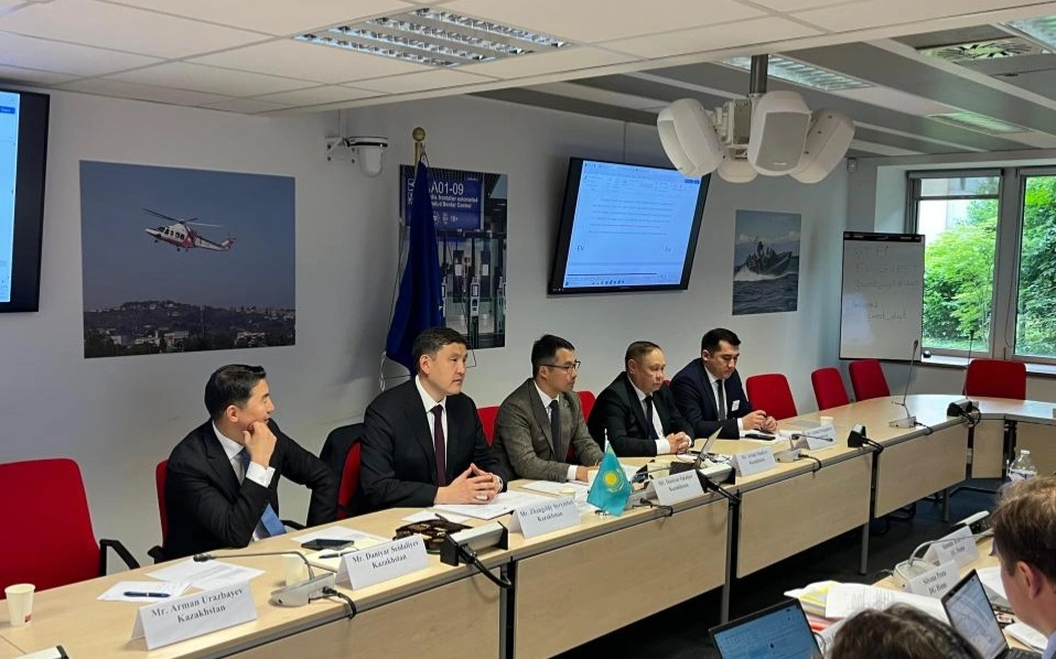Qazaqstan men EO vıza men readmıssııa boıynsha kelissózderdiń jańa kezeńine ótti