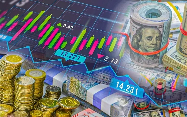 Доллар укрепился к тенге на торгах