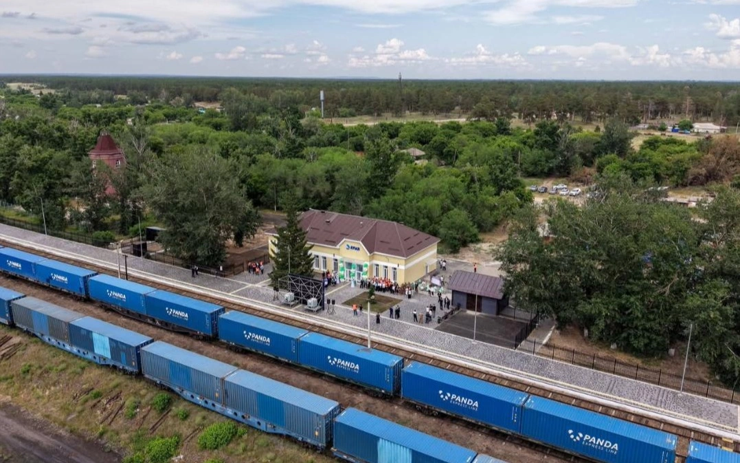 Два обновленных вокзала запустили в области Абай 