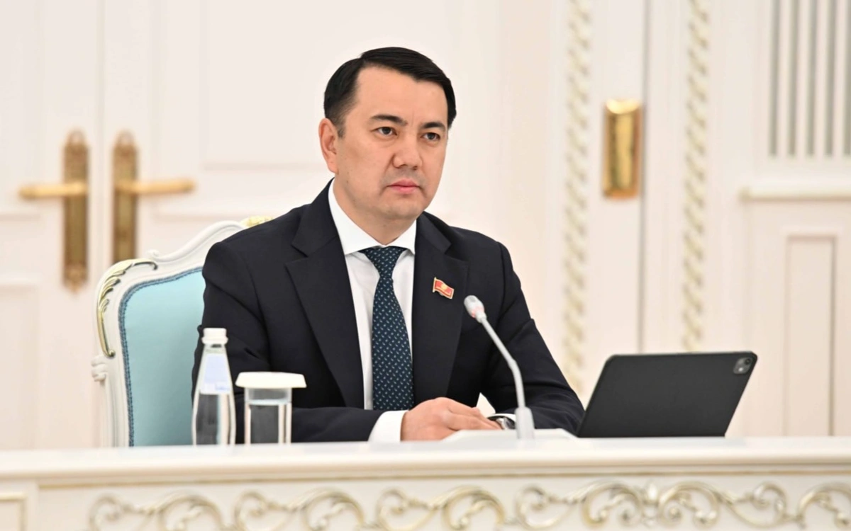 Глава государства принял Председателя Жогорку Кенеша Кыргызской Республики Марлена Маматалиева.