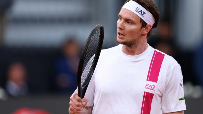 Александр Бублик завершил выступление на турнире ATP 250 в Штуттгарте