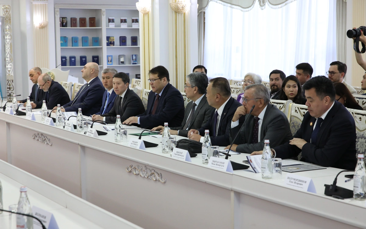 &laquo;Конституциялық реформа: заңнаманы және мемлекеттік басқаруды дамытудың заманауи үрдістері&raquo; атты ғылыми-практикалық конференция