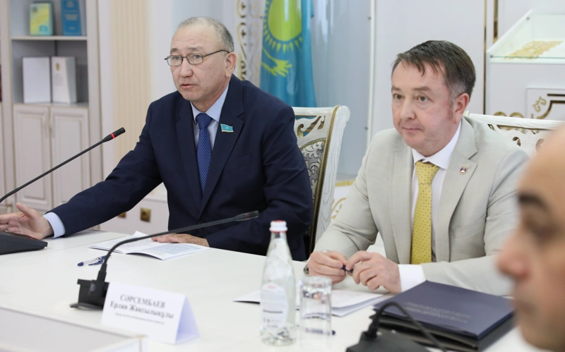 «Конституциялық реформа: заңнаманы және мемлекеттік басқаруды дамытудың заманауи үрдістері» атты ғылыми-практикалық конференция