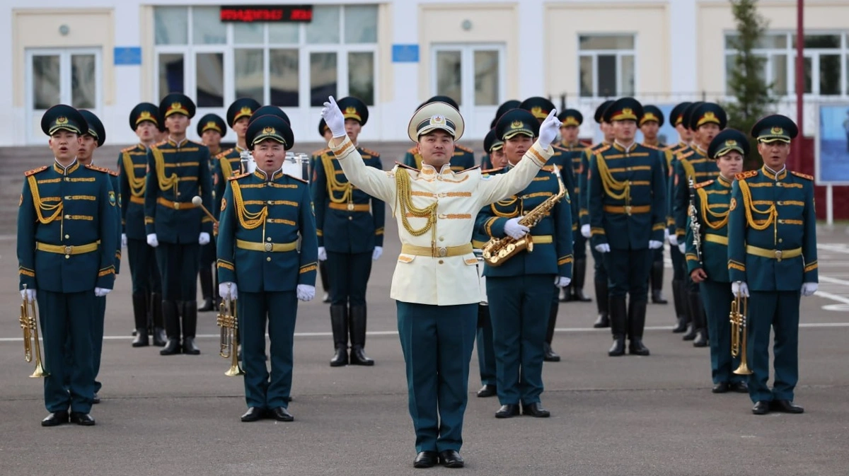 Ұландықтар Головкинді Халықаралық бокс даңқы залына есімі жазылуымен ерекше құттықтады Ұландықтар Головкинді Халықаралық бокс даңқы залына есімі жазылуымен ерекше құттықтады