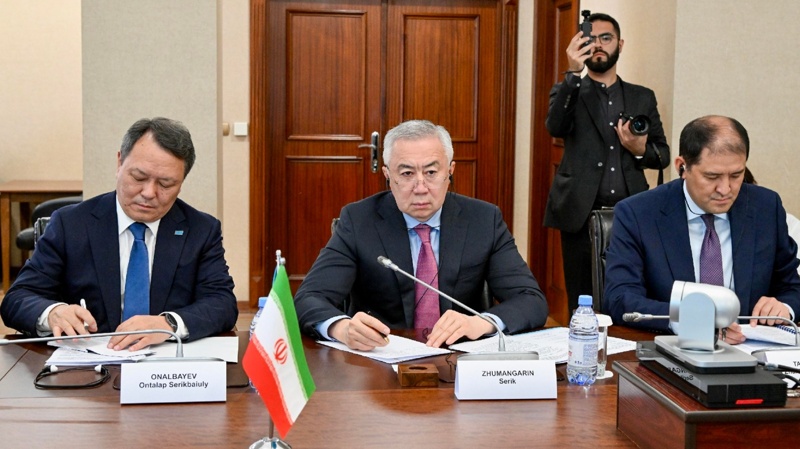 Kazakhstan, Iran vow to boost development of transport corridors, ports Kazakhstan, Iran vow to boost development of transport corridors, ports