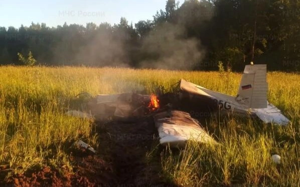 Легкомоторный самолет разбился в Подмосковье, погибли двое