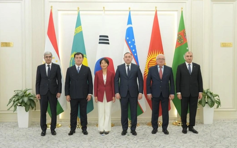 Kazakhstan joins talks for inaugural Central Asia-South Korea summit
