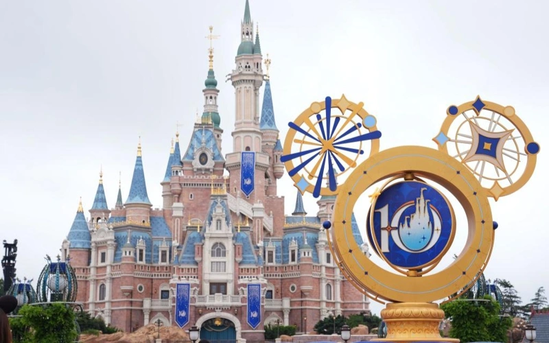 Shanghai Disneyland marks 10th anniversary, welcomes over 100 million visitors