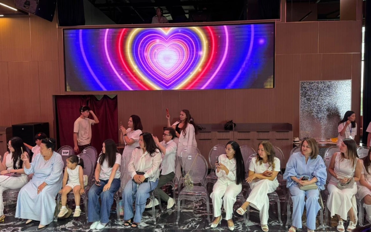 Elordada balalarǵa arnalǵan ınklıýzıvti UNIQUE FASHION SHOW &mdash; ALPHA BALA jobasynyń VII maýsymy ótti