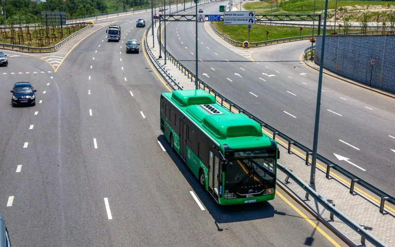 Автобус