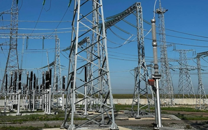 Aqtóbede 17 shaqyrym jylý jelisi men 300 shaqyrym elektr jelisi jańǵyrtylady
