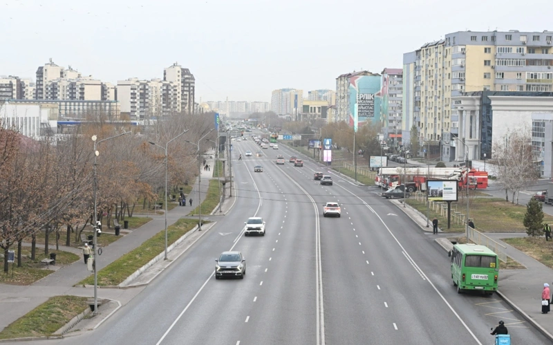 Движение по улице Момышулы в Алматы ограничат из-за строительства LRT