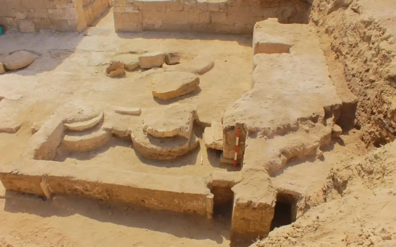 Egypt uncovers 2,500-year-old temple remains in Bahariya Oasis