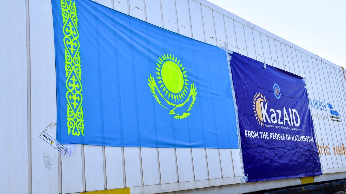 Kazakhstan sends medical team and 319 tons of humanitarian aid to Afghanistan