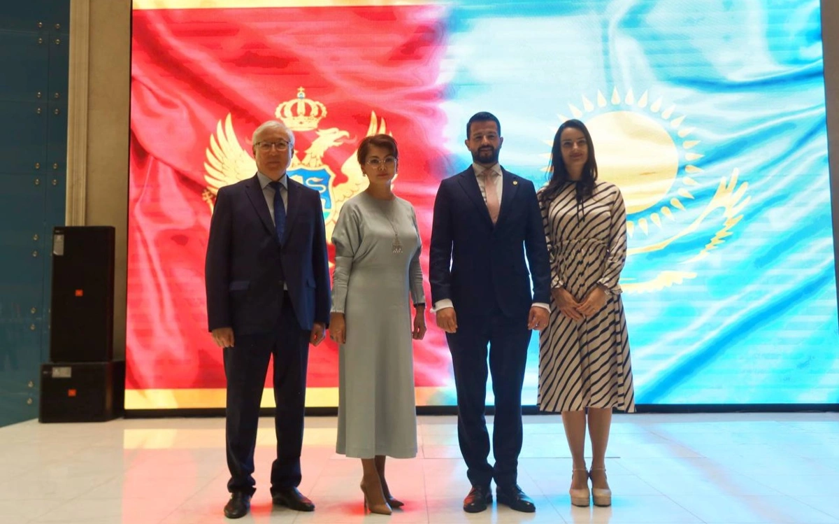 Черногория Президенті Қазақстан Республикасының Ұлттық музейінде болды