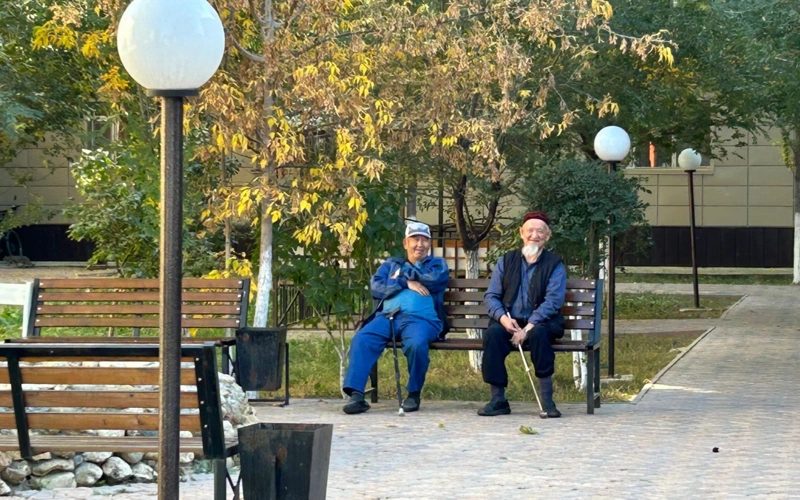 Қарттар үйі