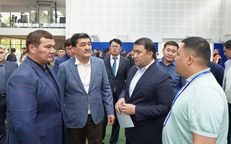  Нурлыбек Налибаев в Туркестане