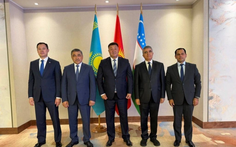 Kazakh, Uzbek and Kyrgyz ministers debate water and energy security