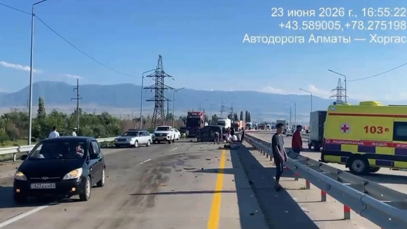 Алматы — Қорғас автожолында екі көлік соқтығысып, үш адам мерт болды