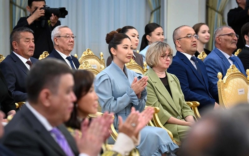 Employees of Kazakh President’s TV and Radio Complex receive state awards