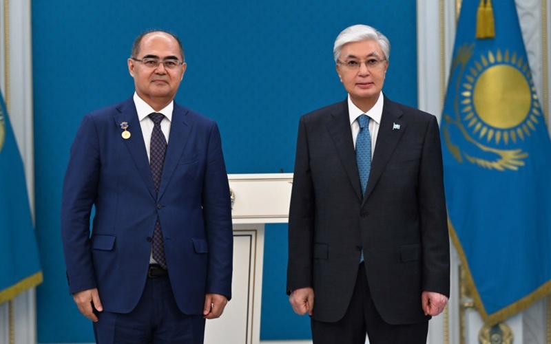 President Tokayev presents awards to media workers 