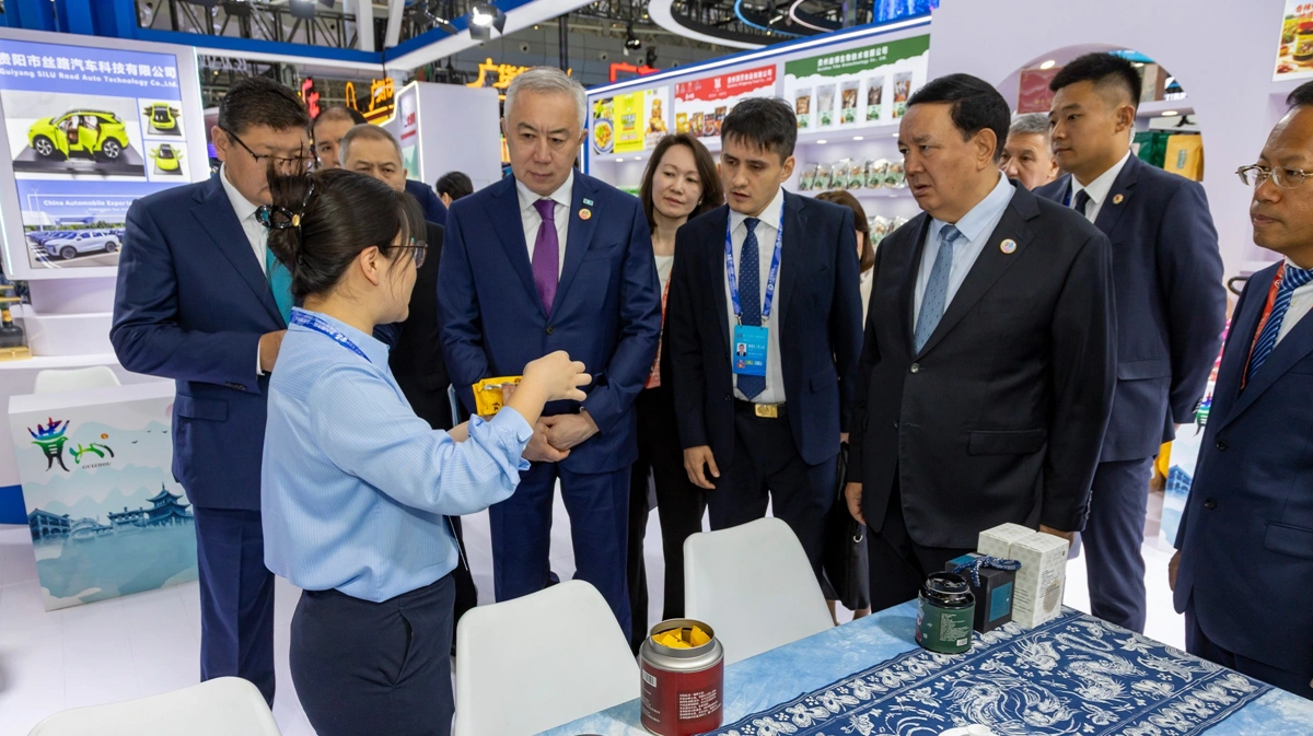 Қазақстан өнімдері Үрімшіде өткен халықаралық көрмеде таныстырылды