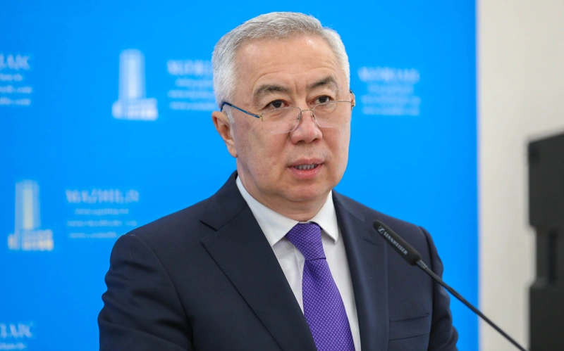 заместитель Премьер-министра — министр национальной экономики Серик Жумангарин