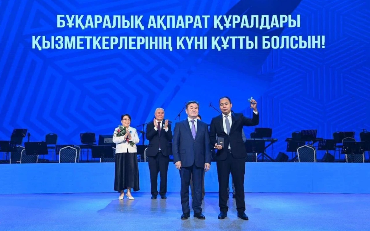 Кәсіби мерекеде қызылордалық БАҚ қызметкерлері баспаналы болды