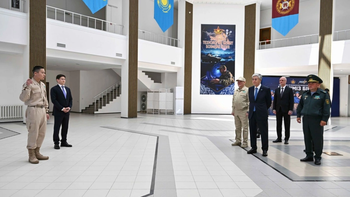 Қасым-Жомарт Тоқаев Шоқан Уәлиханов атындағы әскери колледжге барды 