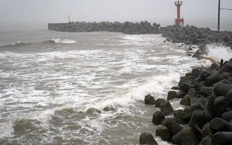 Typhoon, Mekkhal, Japan