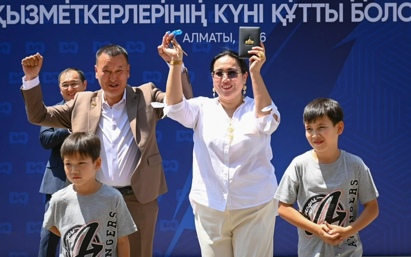 п