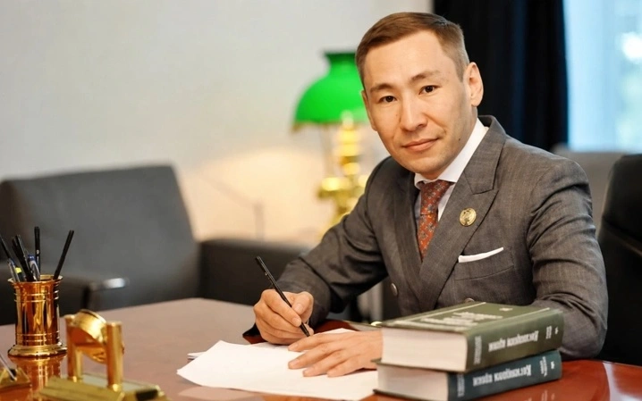 п