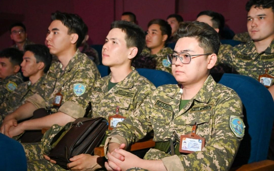 Первого контр-адмирала Казахстана чествовали в Астане