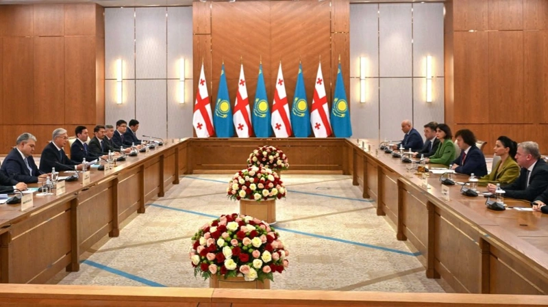Токаев и Кобахидзе обсудили торговое и культурное сотрудничество Казахстана и Грузии