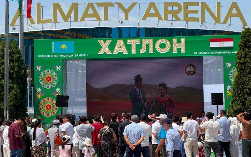 Kazakhstan hosts agricultural and handicraft exhibition from Tajikistan’s Khatlon region