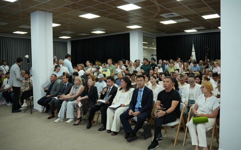 Алматыда бір адамға шаққанда 16 шаршы метр жасыл желек болады