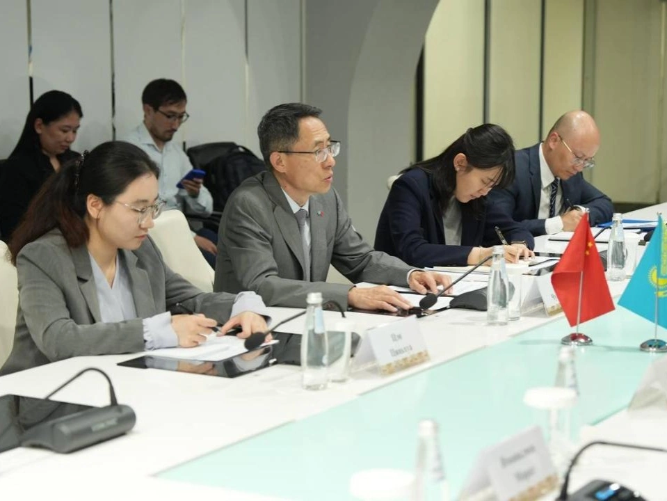 哈中将联合培养水利领域专业人才