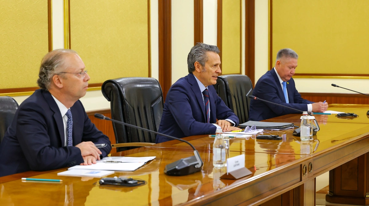Олжас Бектенов Eni және Baker Hughes халықаралық компанияларының басшылығымен мұнай-газ саласындағы ынтымақтастықты талқылады