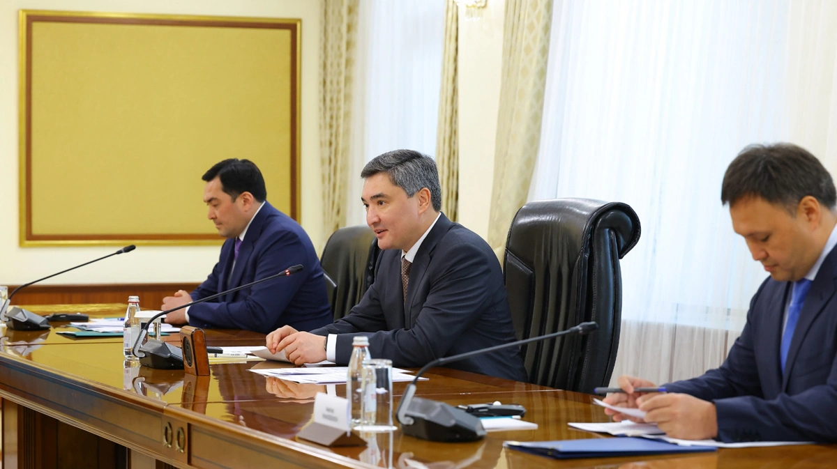 Олжас Бектенов Eni және Baker Hughes халықаралық компанияларының басшылығымен мұнай-газ саласындағы ынтымақтастықты талқылады