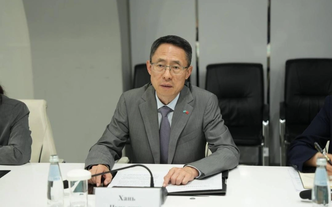 哈中将联合培养水利领域专业人才