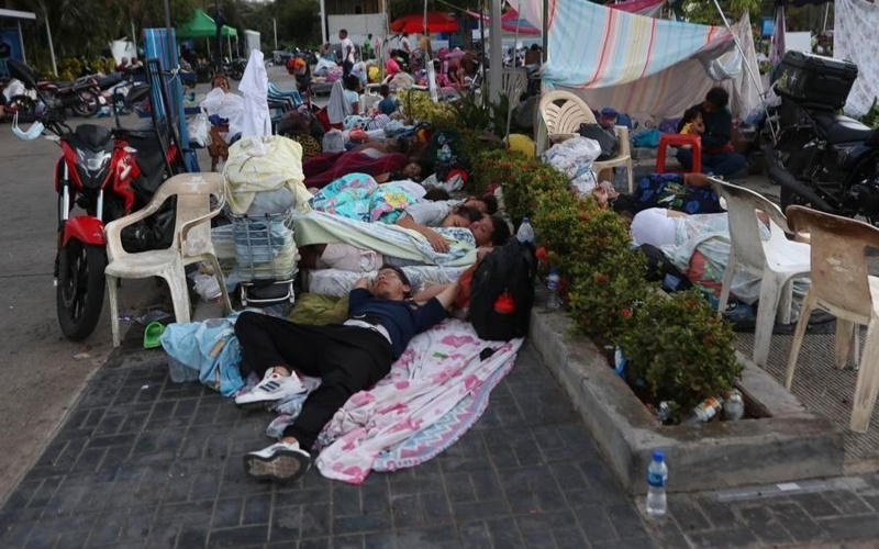 Venezuela declares 7 days of mourning for quake victims