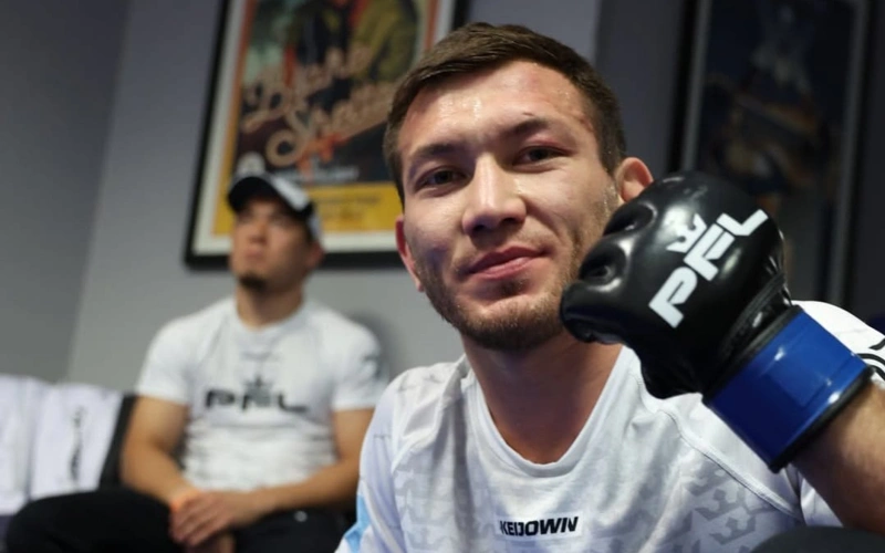 Казахстанский боец заработал 10 тысяч долларов за поражение в PFL