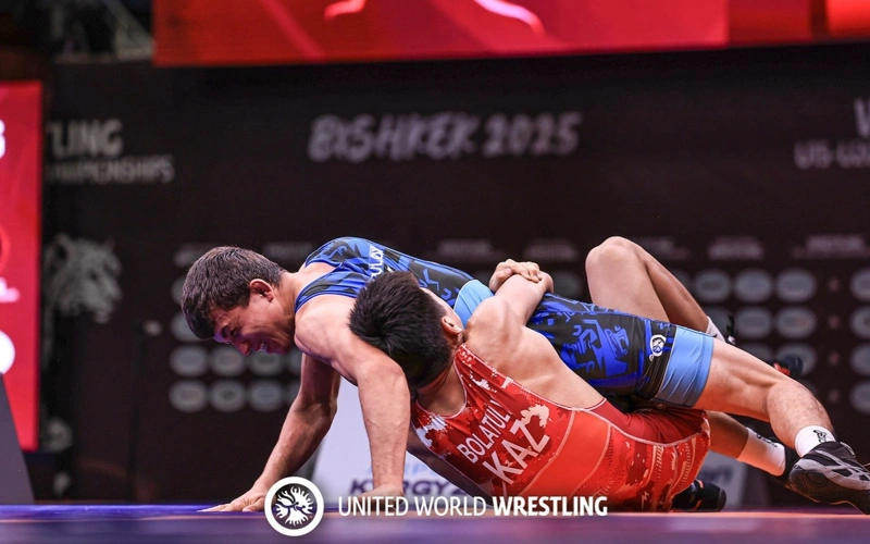 Отандық балуандар U20 Азия чемпионатында тағы үш медаль еншіледі