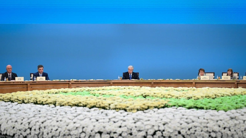 Президент әлем технологиялық жаңғырудың жаңа кезеңіне қадам басқанын айтты
