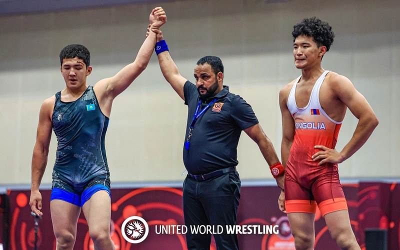 Kazakhstan claims 2 silver medals at Asian U20 Wrestling Championships